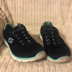 Skechers sneakers